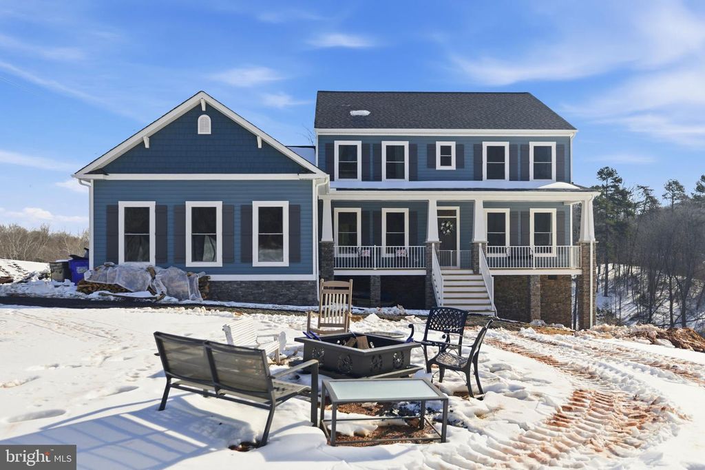 Image 1 of property listing at 616 S POES RD, Amissville, VA 20106