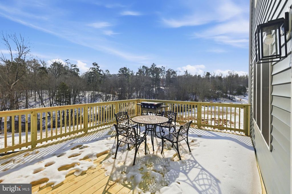 Image 45 of property listing at 616 S POES RD, Amissville, VA 20106