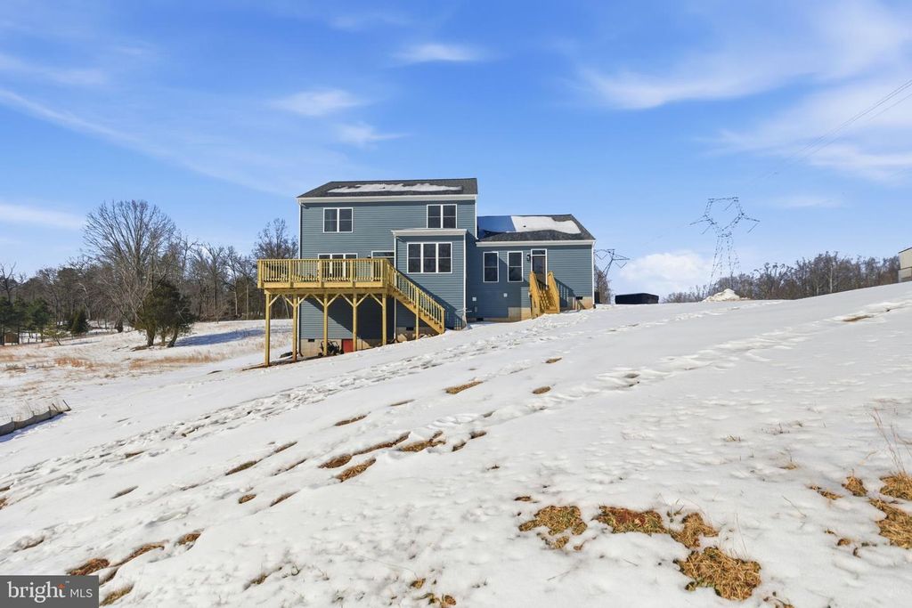 Image 50 of property listing at 616 S POES RD, Amissville, VA 20106