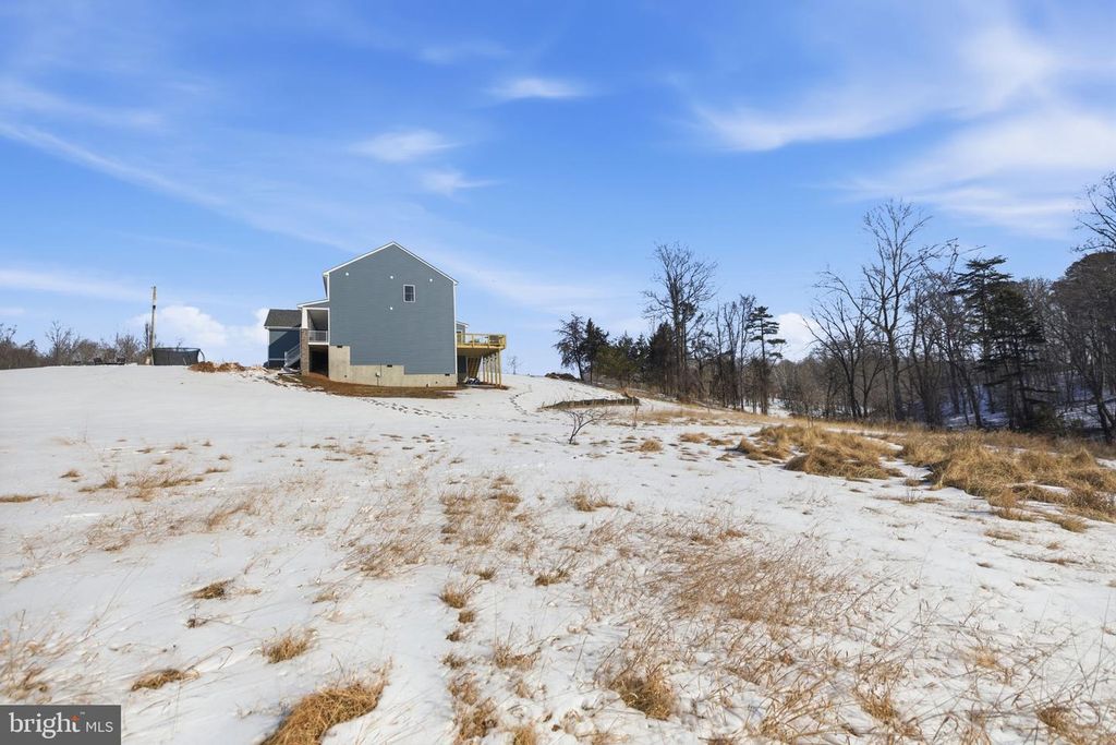 Image 52 of property listing at 616 S POES RD, Amissville, VA 20106