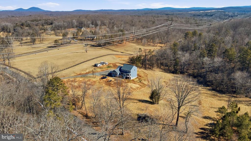 Image 58 of property listing at 616 S POES RD, Amissville, VA 20106