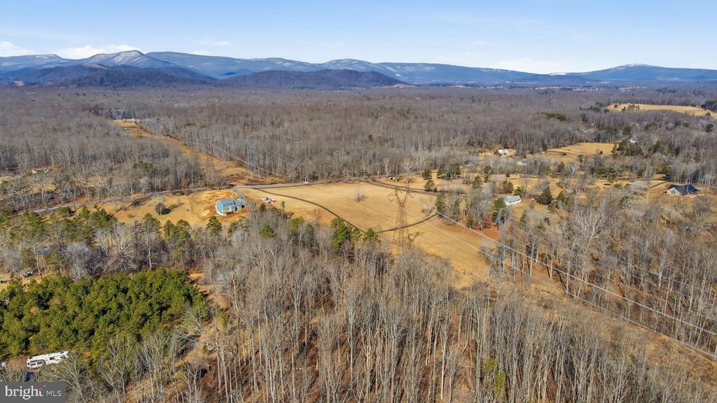 Image 64 of property listing at 616 S POES RD, Amissville, VA 20106