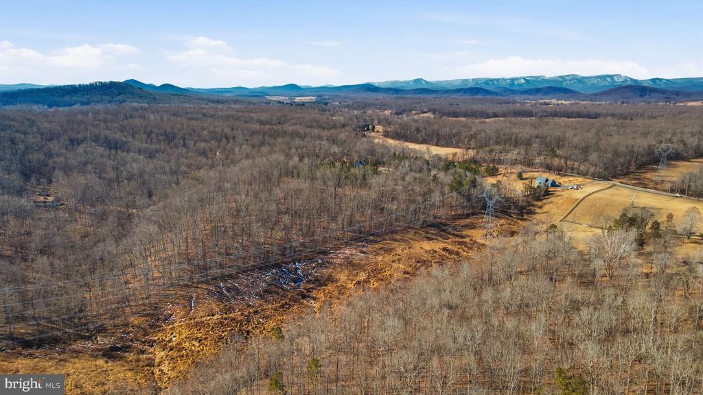 Image 71 of property listing at 616 S POES RD, Amissville, VA 20106