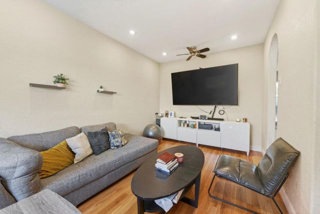 508 Tyrella Avenue, Mountain View, CA 94043