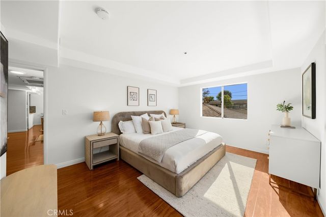 335 S Sierra Madre 104, Pasadena, CA 91107