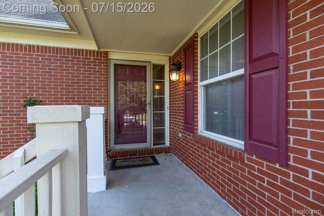43721 CHERRYWOOD Lane, Canton Charter Township, MI 48188