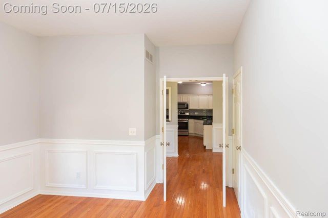 43721 CHERRYWOOD Lane, Canton Charter Township, MI 48188