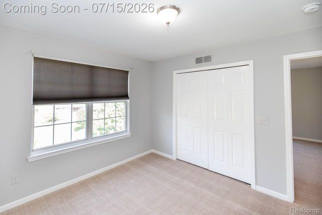 43721 CHERRYWOOD Lane, Canton Charter Township, MI 48188