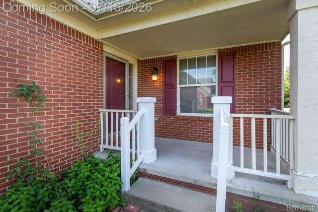 43721 CHERRYWOOD Lane, Canton Charter Township, MI 48188