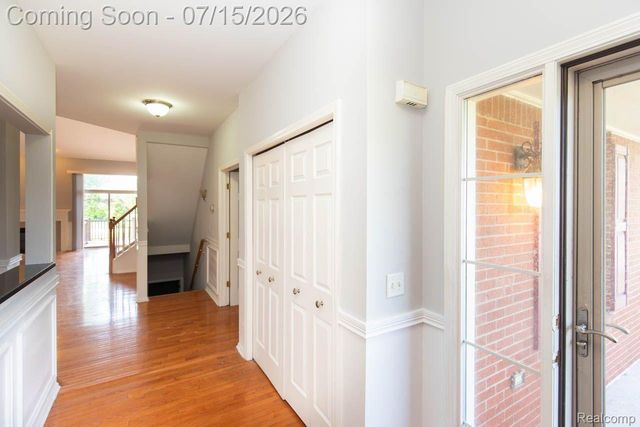 43721 CHERRYWOOD Lane, Canton Charter Township, MI 48188