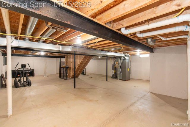 43721 CHERRYWOOD Lane, Canton Charter Township, MI 48188