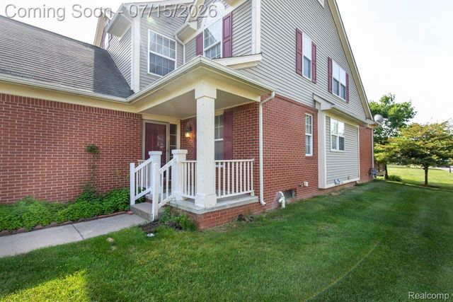 43721 CHERRYWOOD Lane, Canton Charter Township, MI 48188