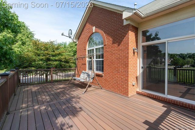 43721 CHERRYWOOD Lane, Canton Charter Township, MI 48188
