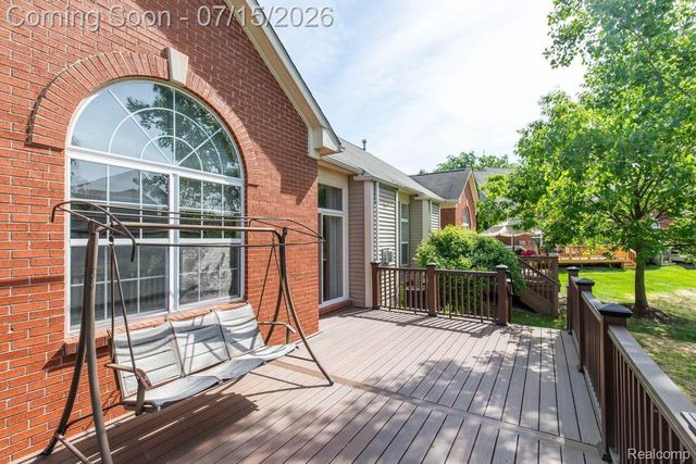 43721 CHERRYWOOD Lane, Canton Charter Township, MI 48188