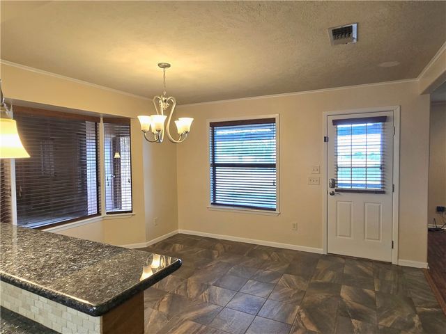 827 North Gray Street, Caldwell, TX 77836