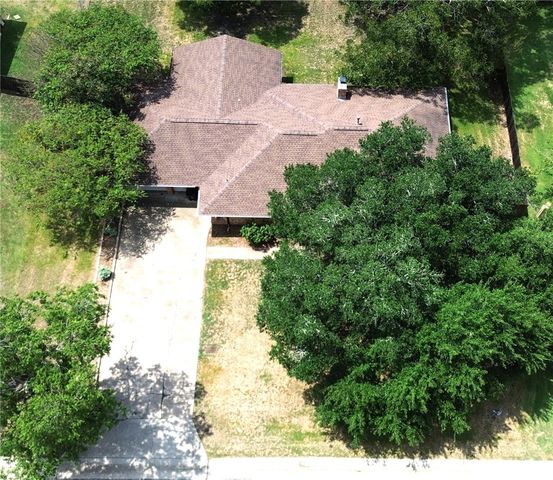 827 North Gray Street, Caldwell, TX 77836