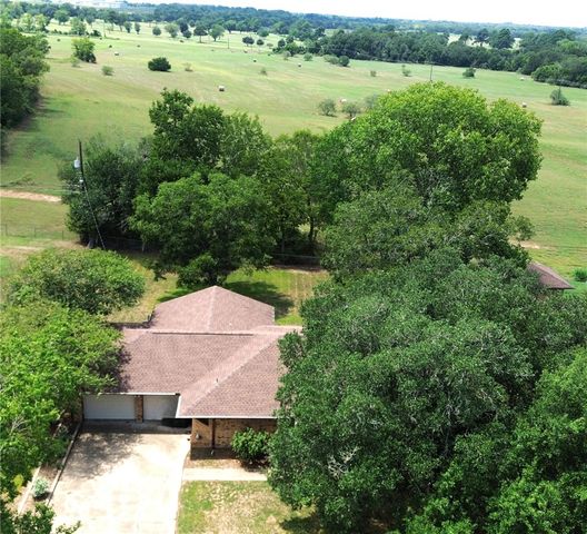 827 North Gray Street, Caldwell, TX 77836