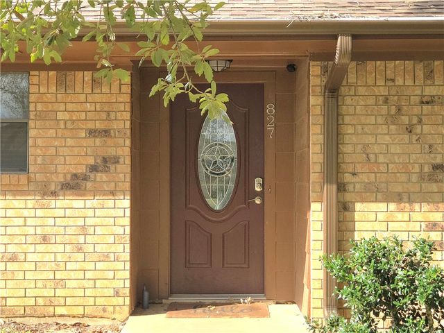 827 North Gray Street, Caldwell, TX 77836