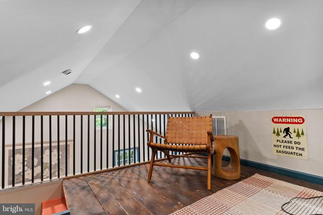 1134 S MOUNTAIN RD, Dillsburg, PA 17019