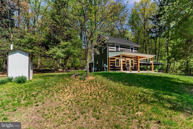 1134 S MOUNTAIN RD, Dillsburg, PA 17019