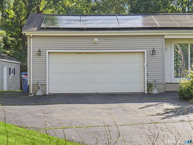 52 Consolation Street, Bristol, CT 06010