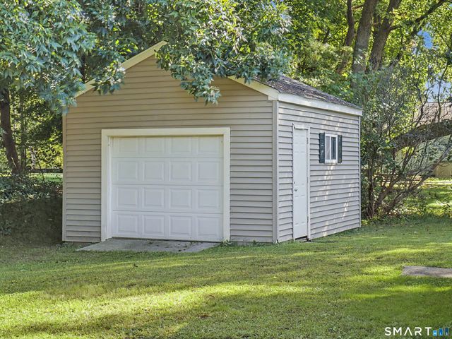 52 Consolation Street, Bristol, CT 06010
