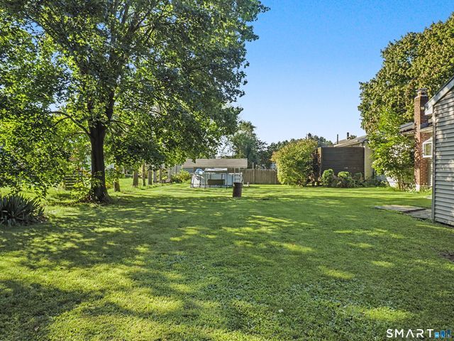 52 Consolation Street, Bristol, CT 06010