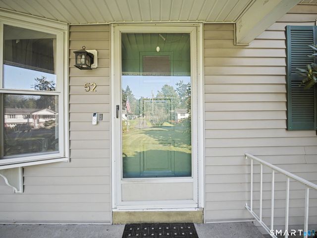 52 Consolation Street, Bristol, CT 06010