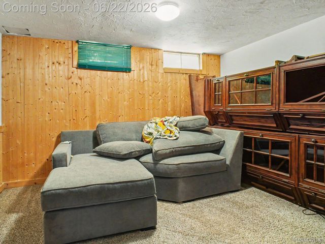 428 Carrie Drive, Flushing, MI 48433