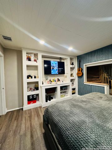 226 AZTEC ST, San Antonio, TX 78207