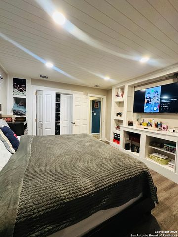 226 AZTEC ST, San Antonio, TX 78207