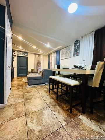 226 AZTEC ST, San Antonio, TX 78207