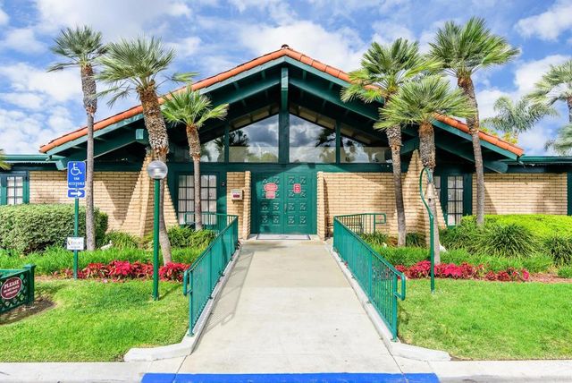 200 N El Camino Real 3, Oceanside, CA 92058