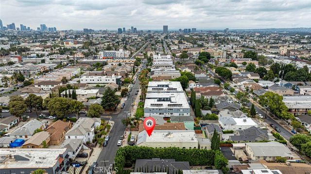 1211 N Kenmore, Los Angeles, CA 90029