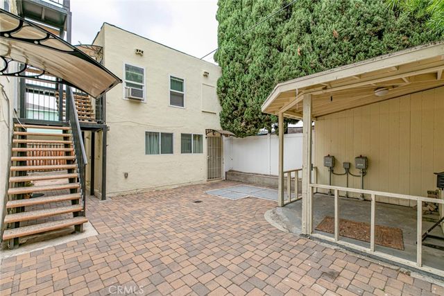 1211 N Kenmore, Los Angeles, CA 90029