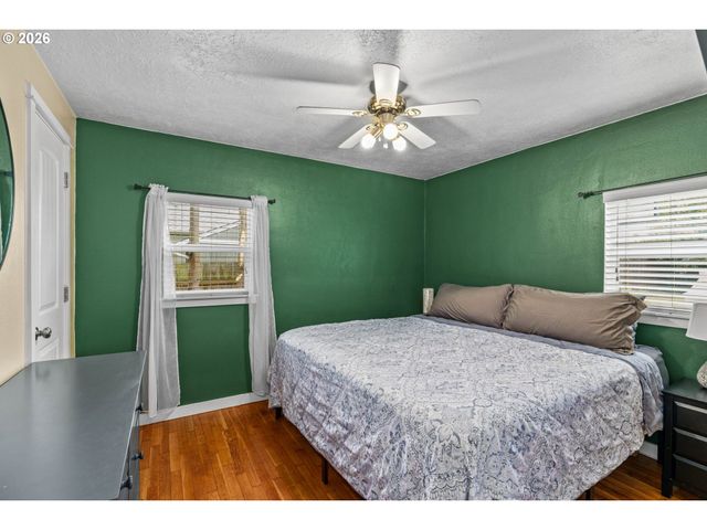 3155 BELL Ave, Eugene, OR 97402