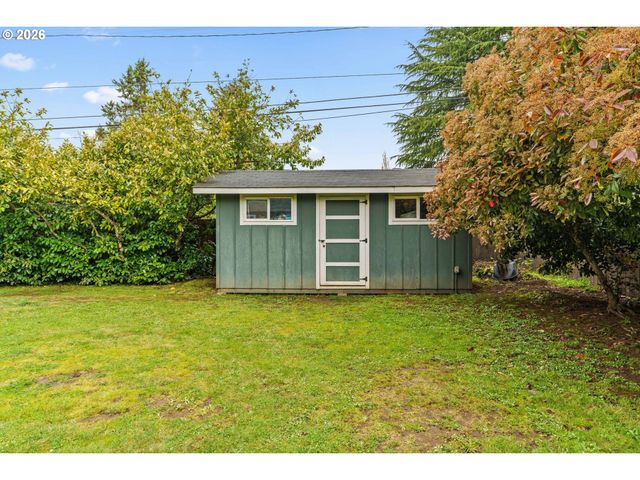 3155 BELL Ave, Eugene, OR 97402