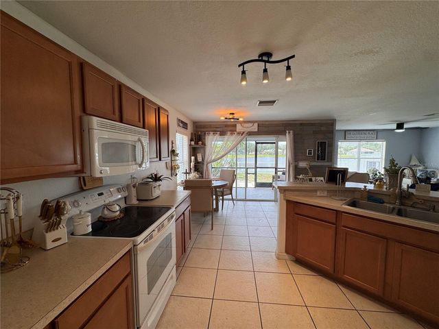 2232 COLVILLE CHASE DRIVE, Ruskin, FL 33570