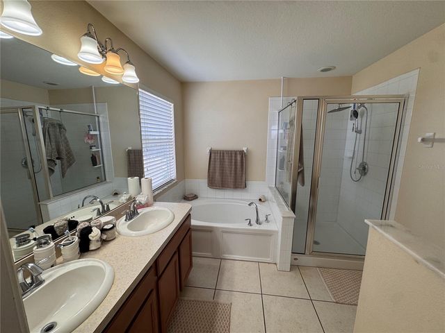 2232 COLVILLE CHASE DRIVE, Ruskin, FL 33570