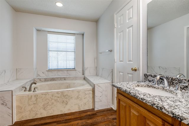 705 Yosemite Trail, Mesquite, TX 75149