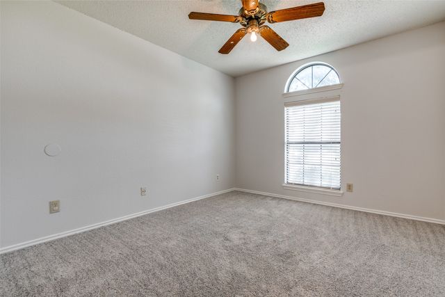 705 Yosemite Trail, Mesquite, TX 75149