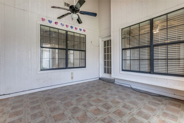 705 Yosemite Trail, Mesquite, TX 75149