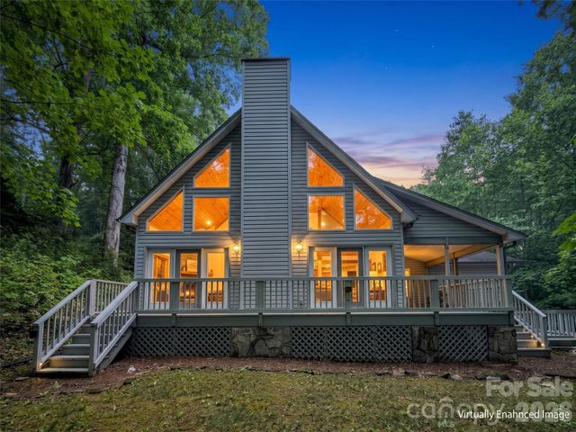 33 Buttercup Place, Maggie Valley, NC 28751