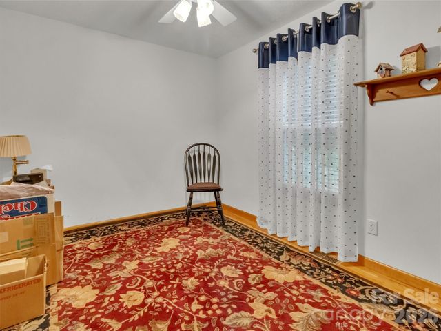 33 Buttercup Place, Maggie Valley, NC 28751