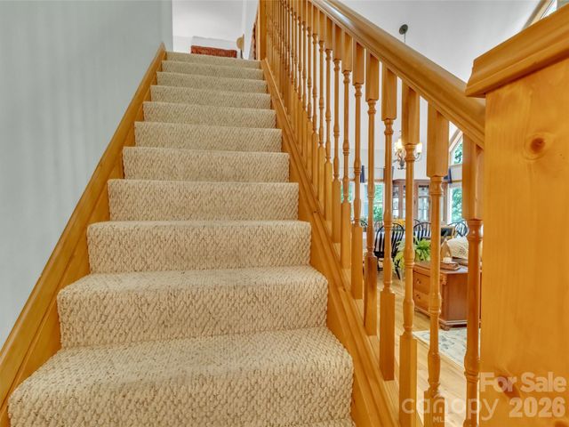 33 Buttercup Place, Maggie Valley, NC 28751