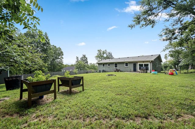 710 Elba Dr, Goodlettsville, TN 37072
