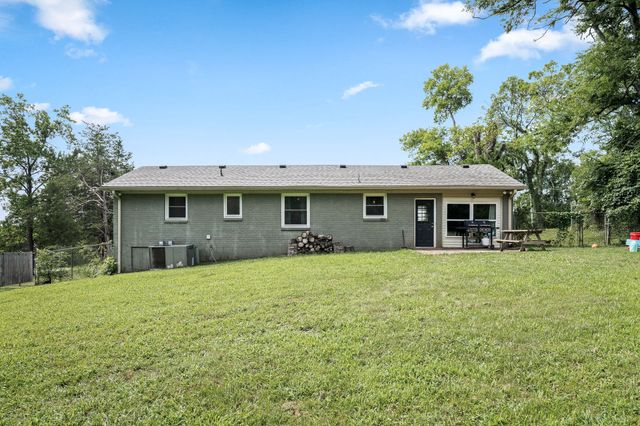 710 Elba Dr, Goodlettsville, TN 37072