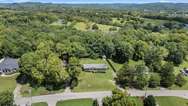 710 Elba Dr, Goodlettsville, TN 37072