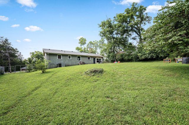 710 Elba Dr, Goodlettsville, TN 37072