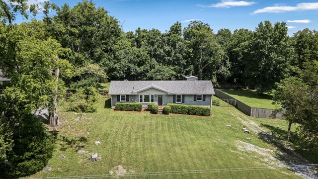 710 Elba Dr, Goodlettsville, TN 37072